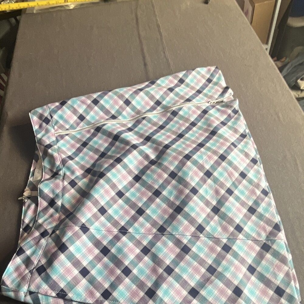 Lady Hagen Women's Plaid Golf Skort Zip Closure Pockets Stretch Size 4